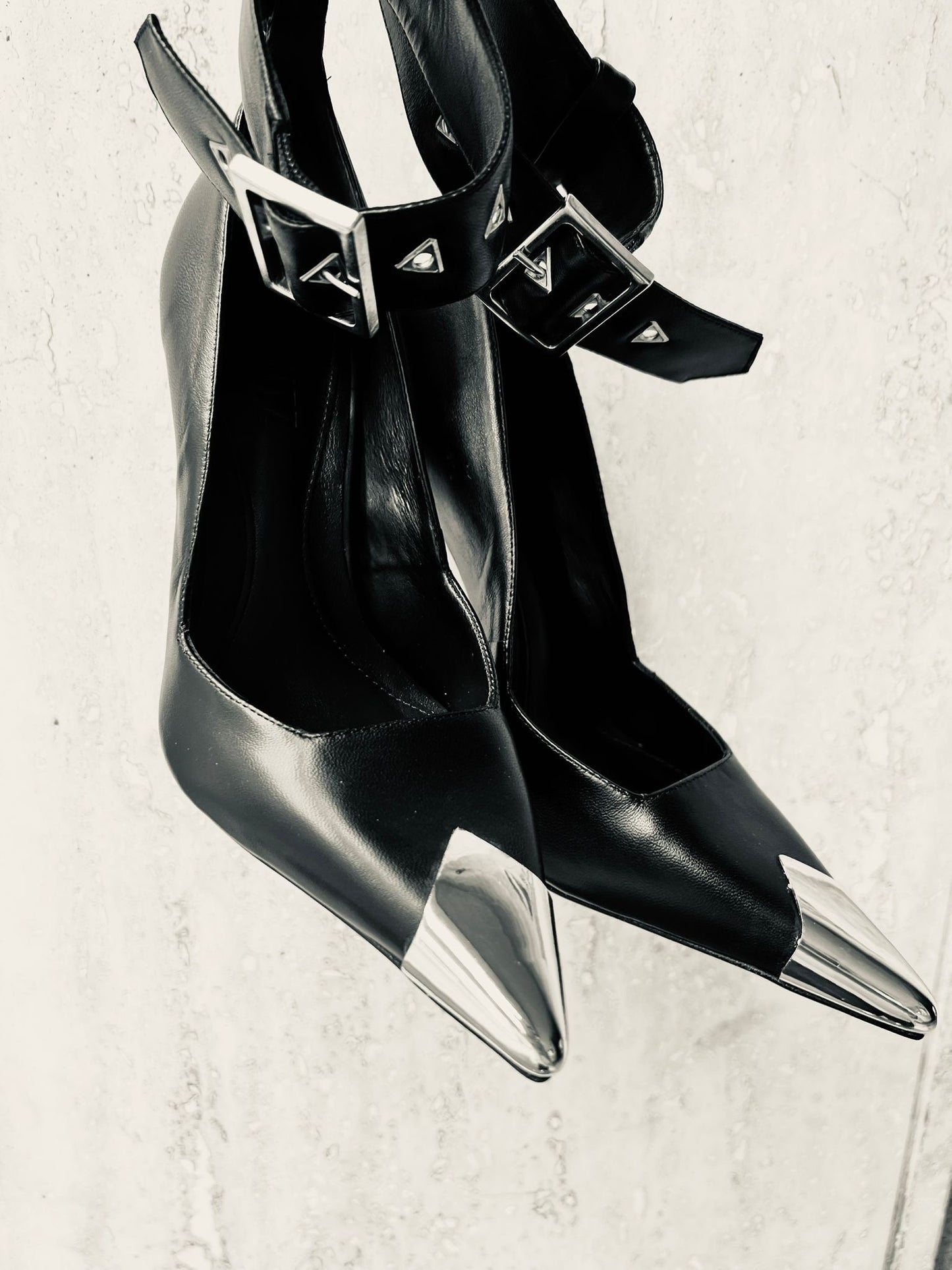 SCHUTZ SLINGBACK 22015