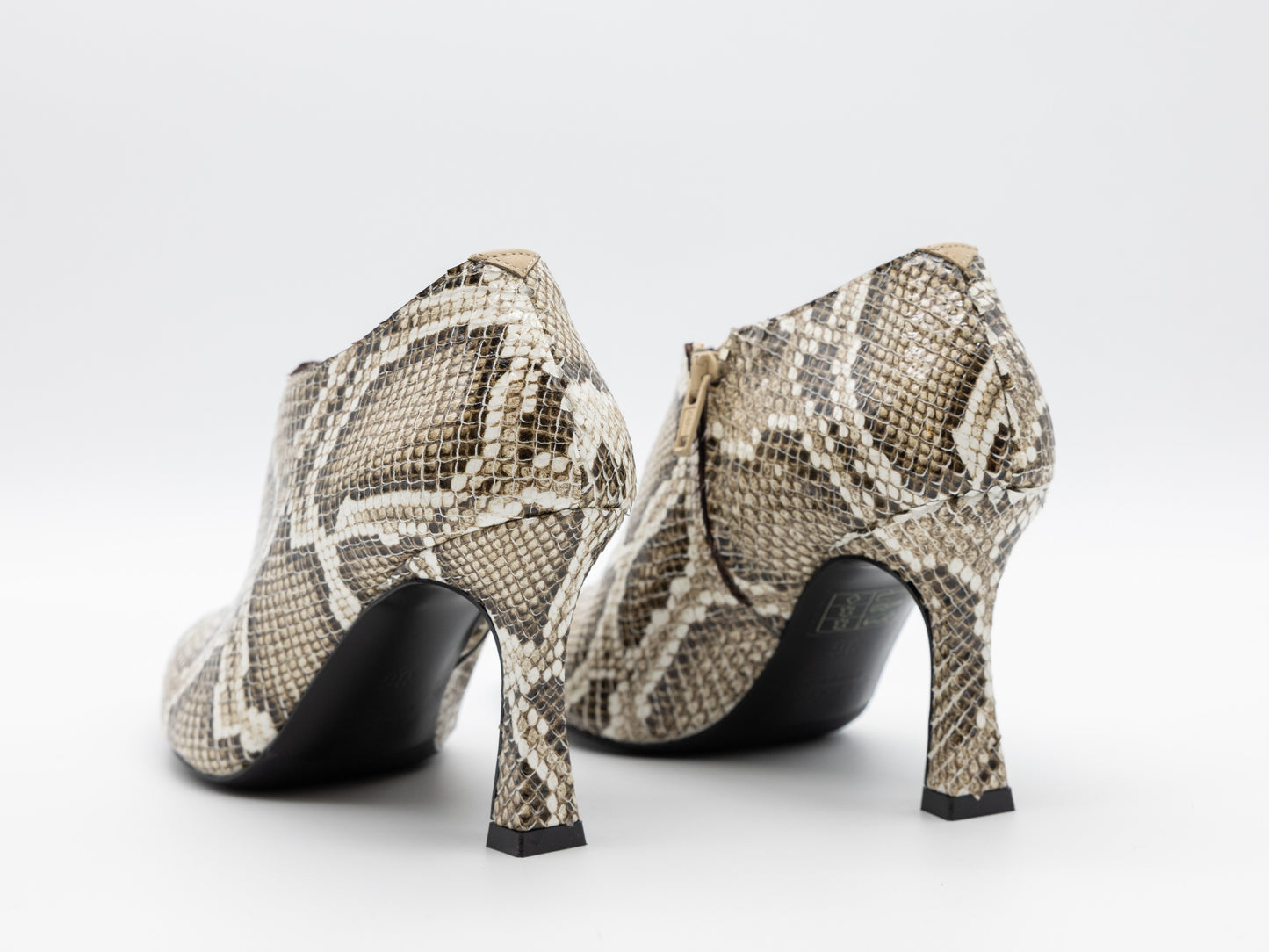ALBANO ANKLE BOOTS 2587