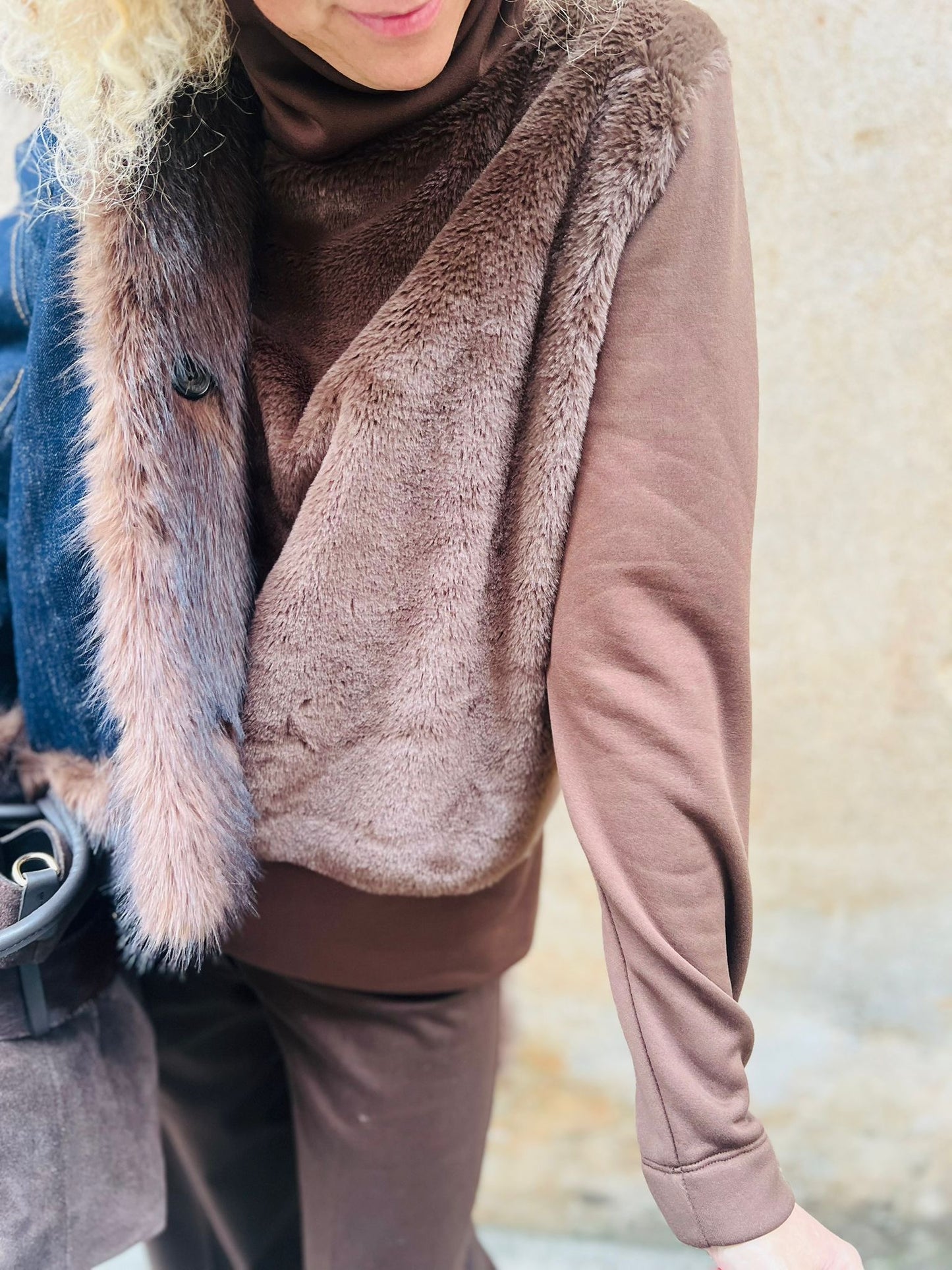 JANE BARRET MAGLIA CAMELIA