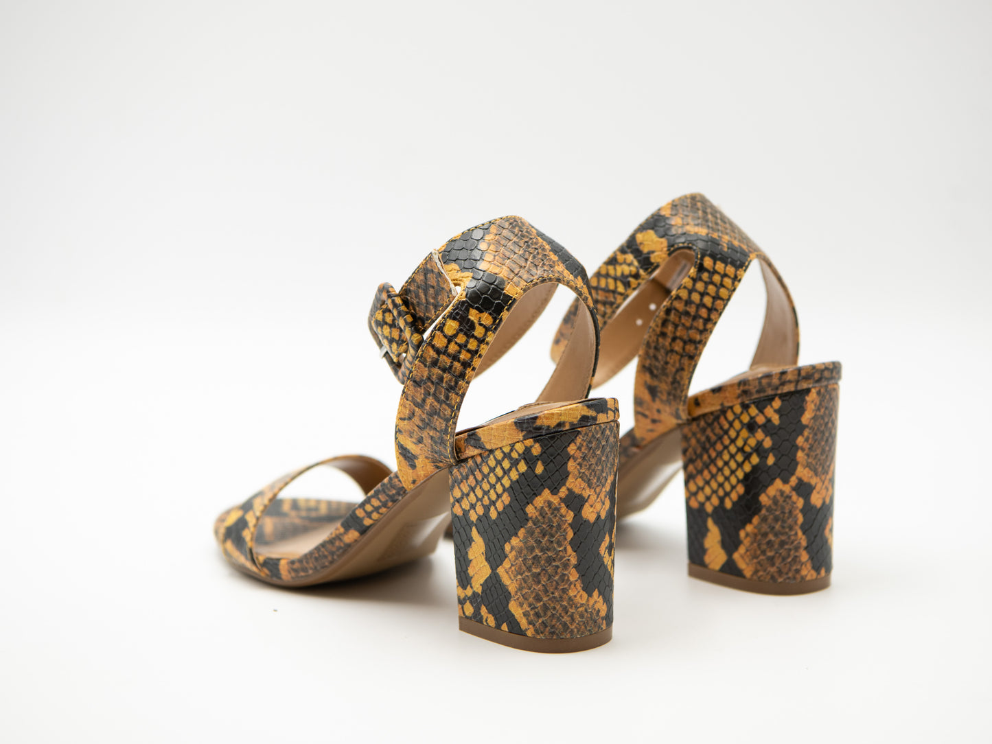 STEVE MADDEN SANDALO