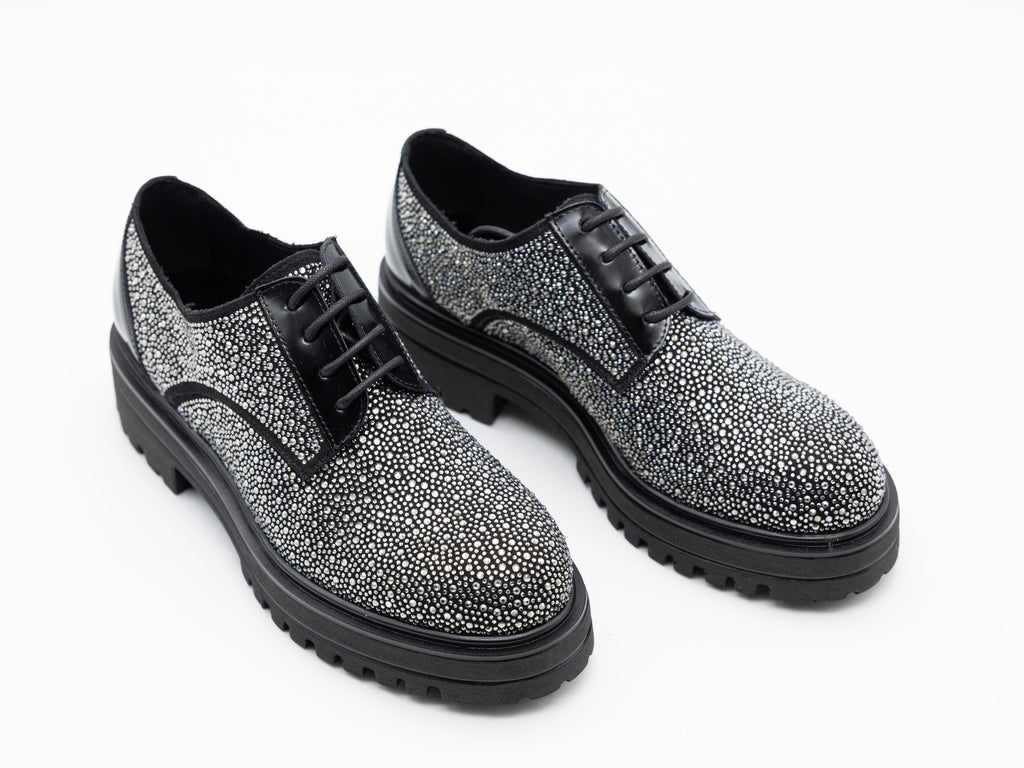 MOVIMENTI STRINGATA 7620 STRASS