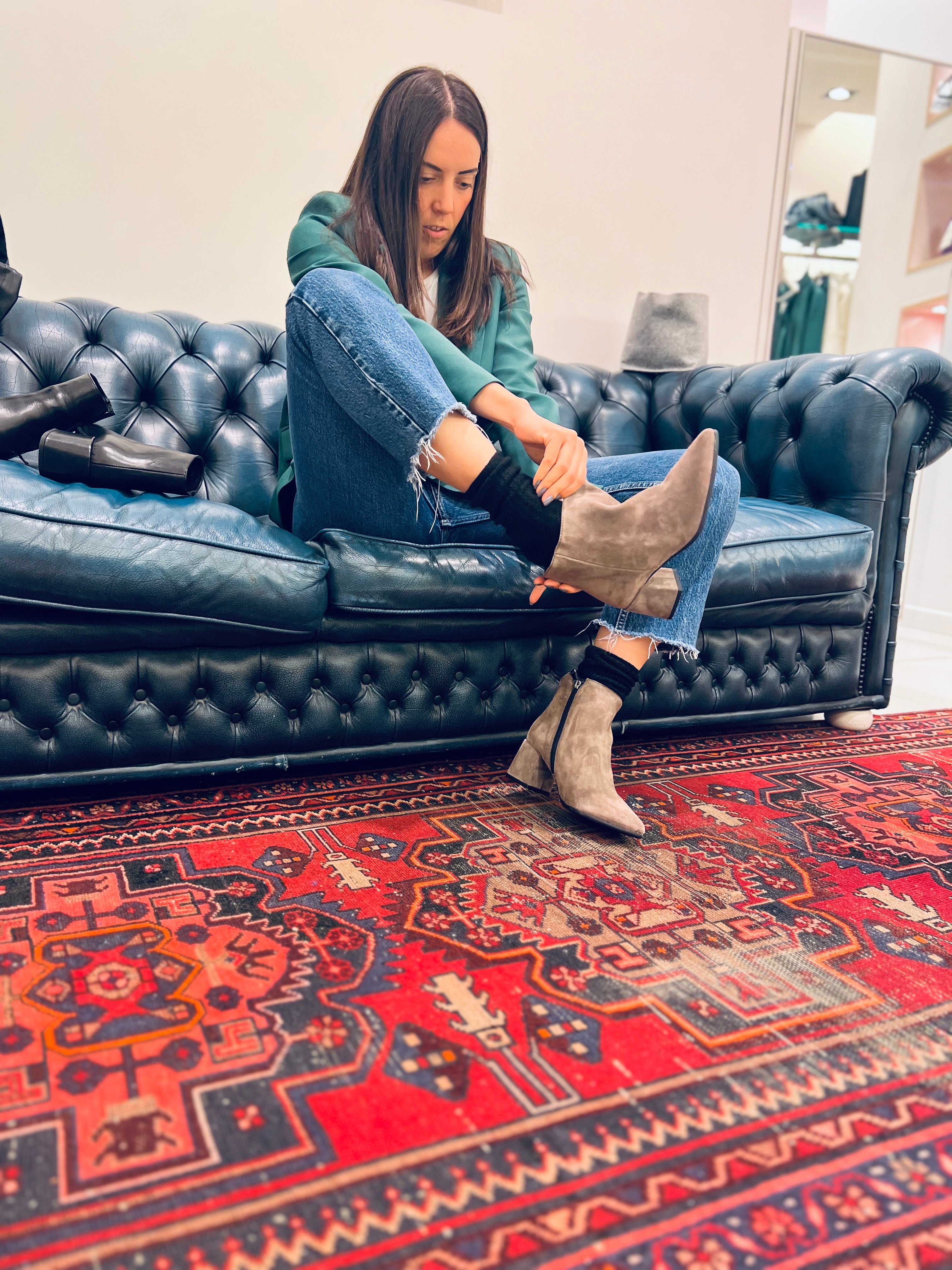 F. B. ANKLE BOOTS AF711