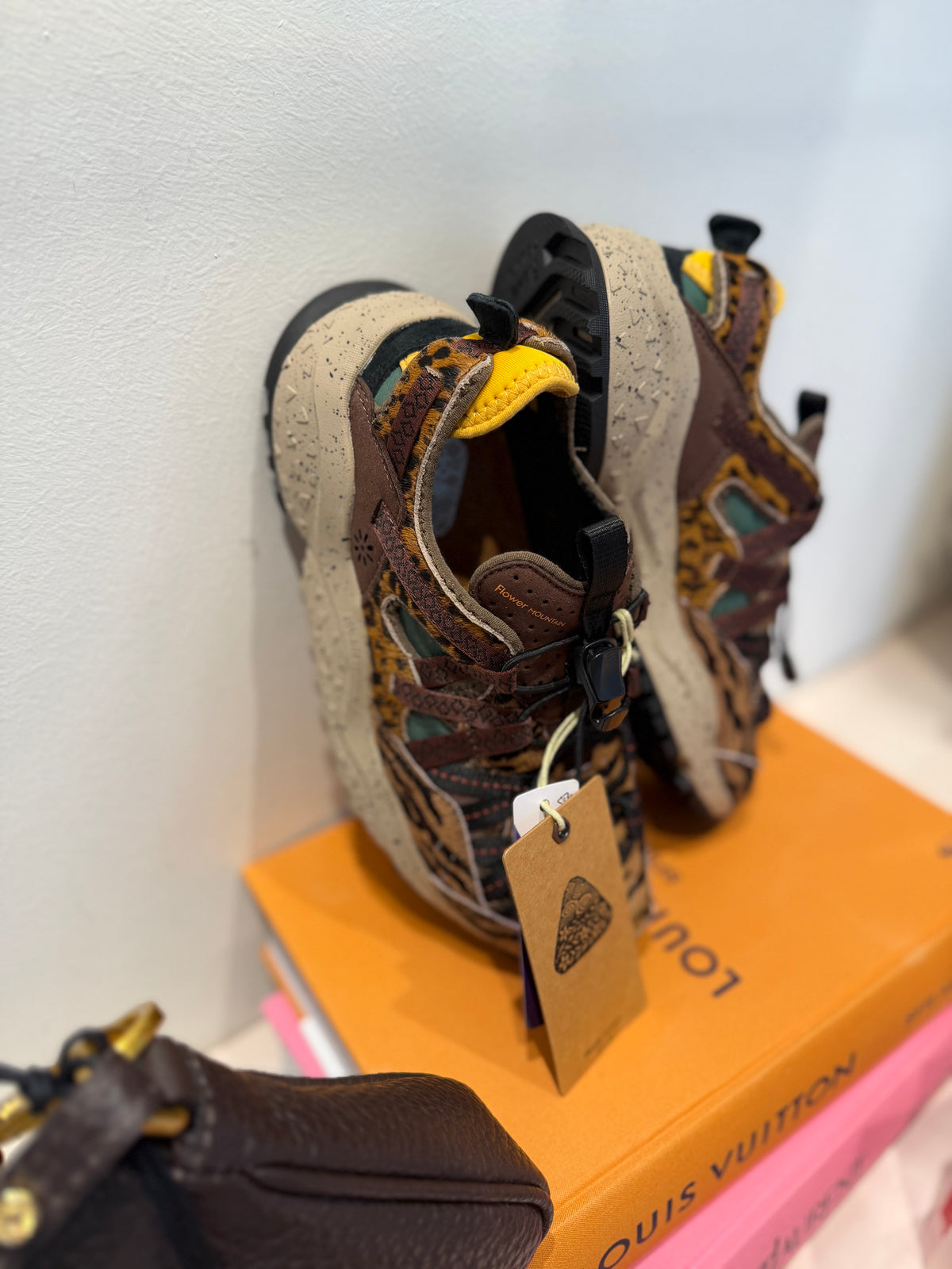 FLOWER MOUNTAIN SNEAKER KAZANA