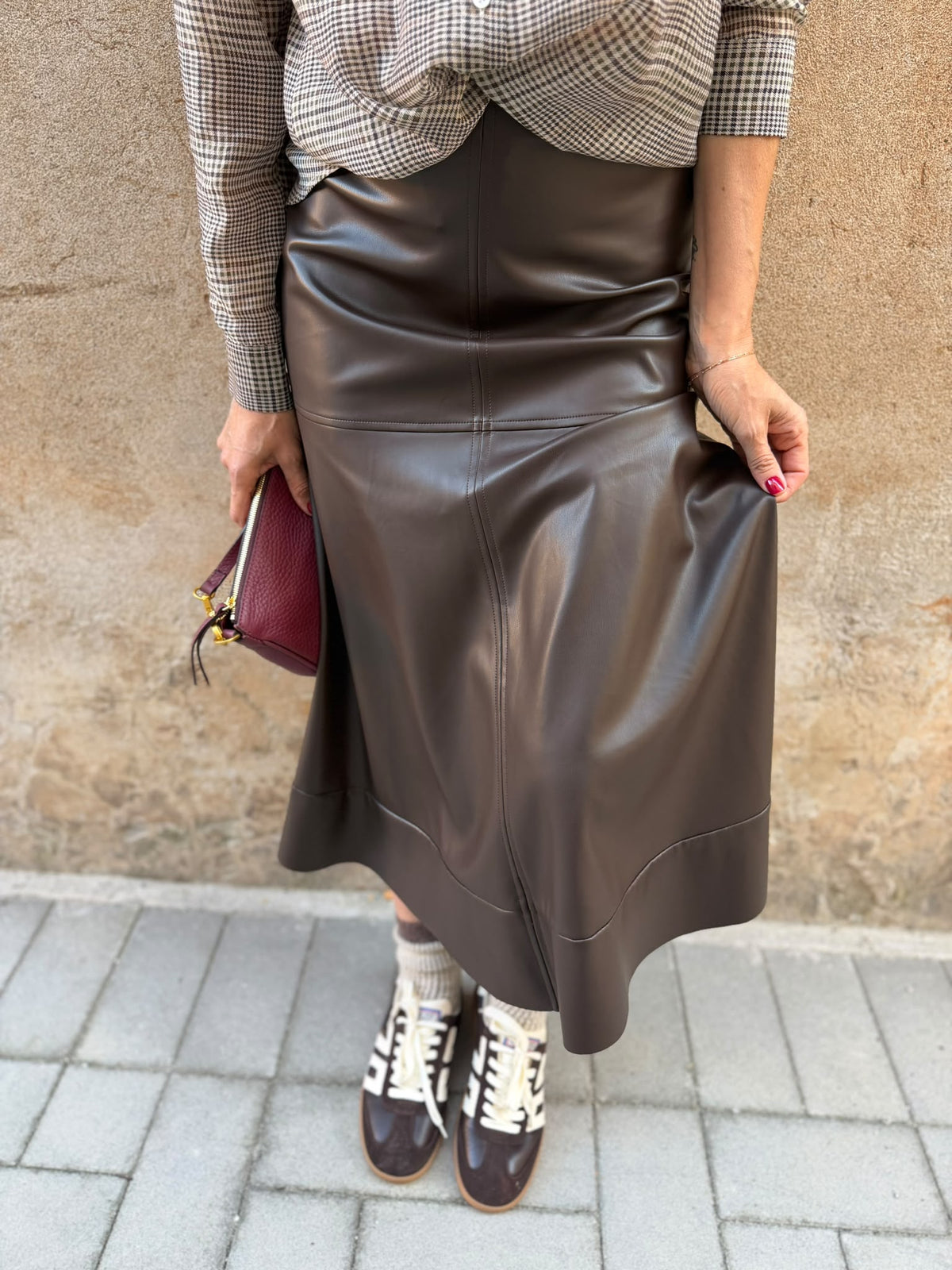 TENSIONE IN GONNA 226063