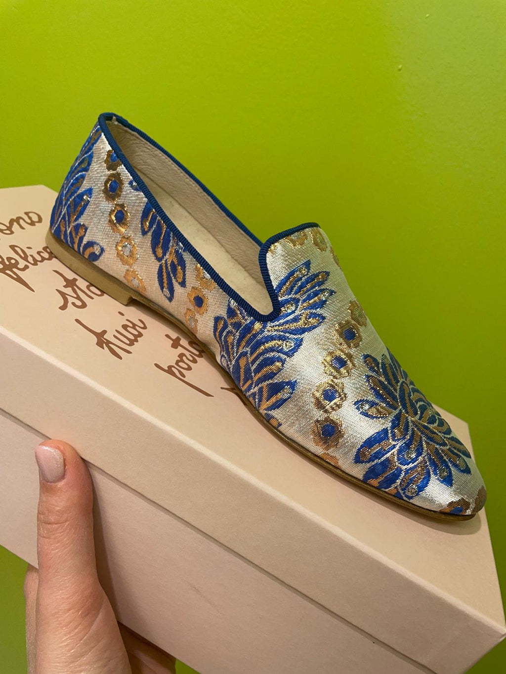 B. SLIPPER SL90 BLU
