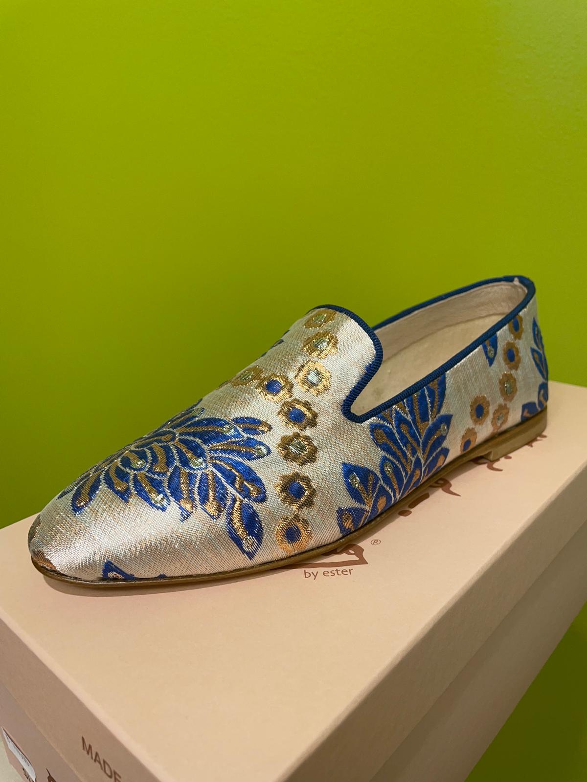 B. SLIPPER SL90 BLU