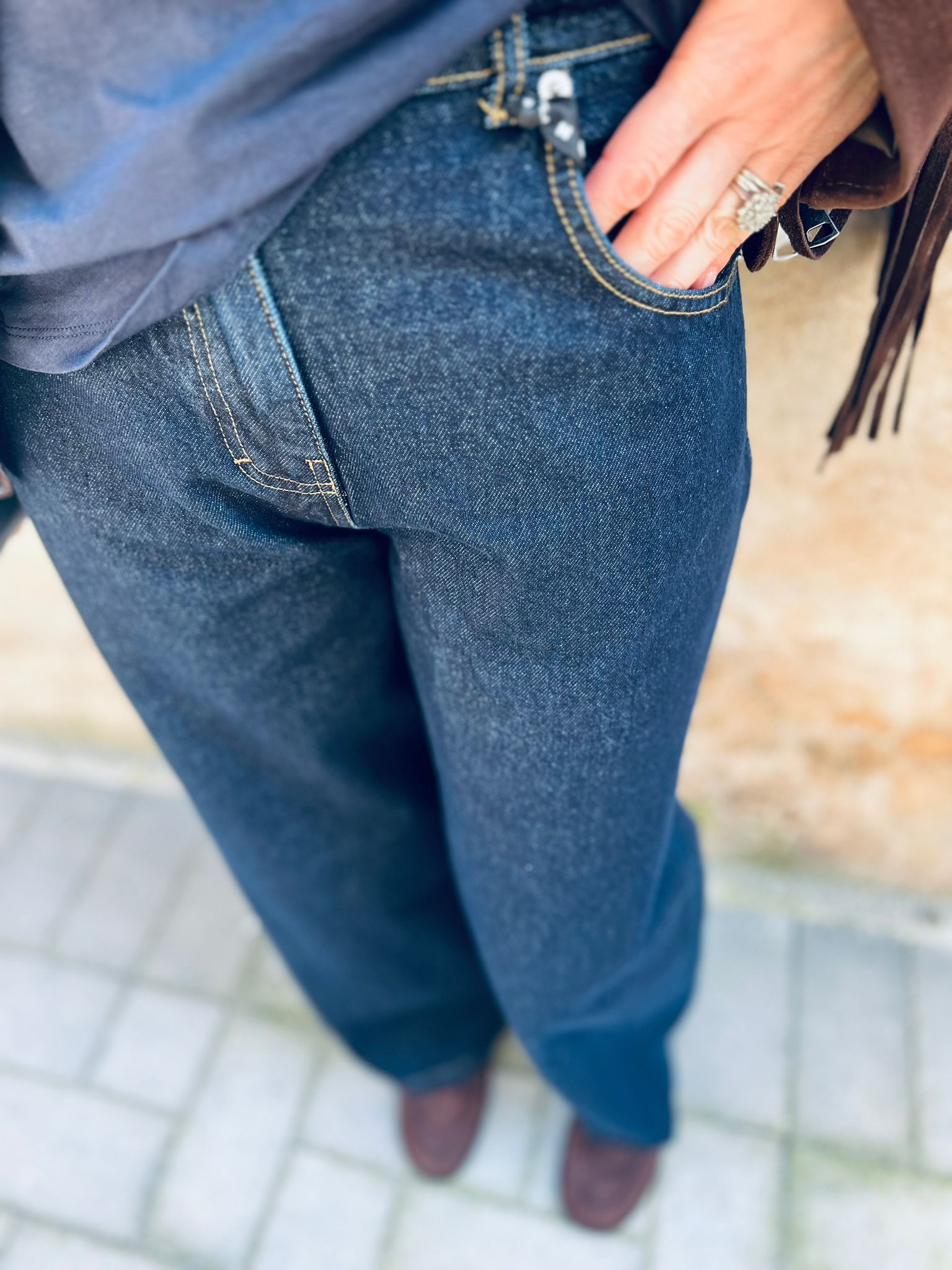 HAVE ONE JEANS BELLA