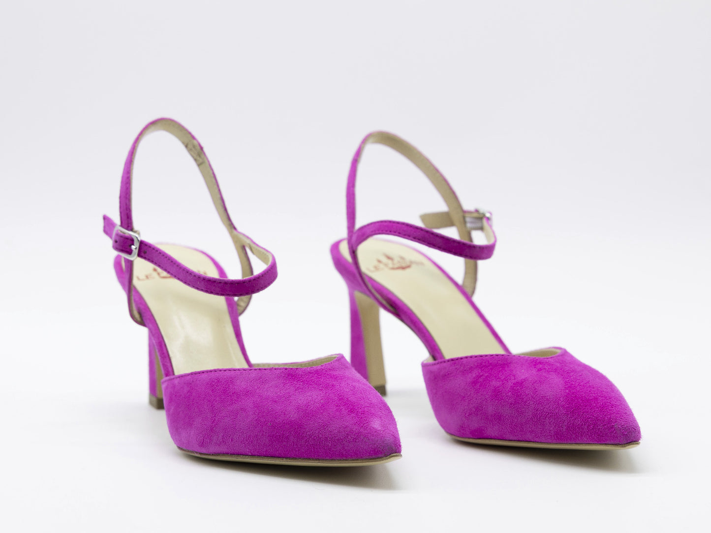 L. F.  SLINGBACK 9227